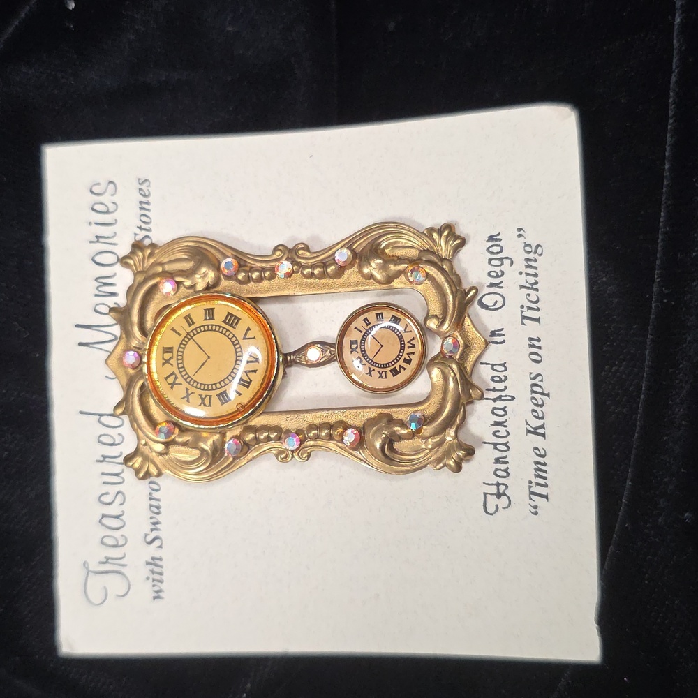 Treasured Memories "Time Keeps‎ on Ticking" Brooch, Handcrafted In Oregon #875